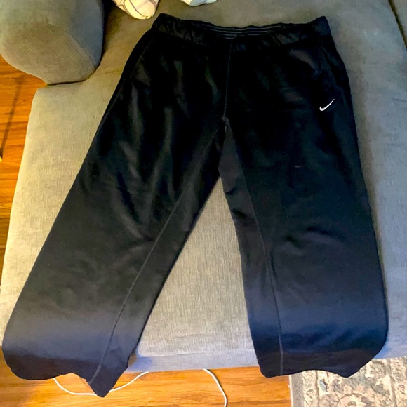 Nike Pants - Black Nike Athletic/Sweat pants